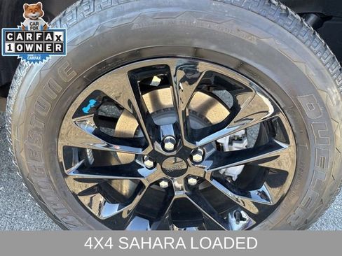 Used 2022 Jeep Wrangler Unlimited Sahara w/ Cold Weather Group image 11