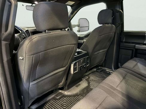 Used 2018 Ford F150 XLT w/ Equipment Group 302A Luxury image 16