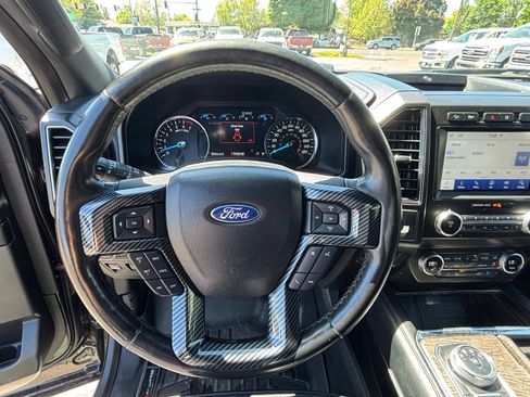 Used 2020 Ford Expedition Limited AWD/4WD image 17