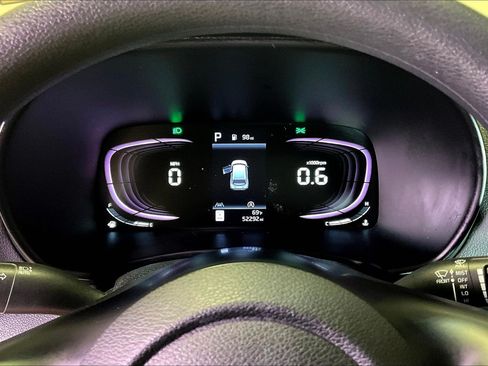 Used 2023 Kia Soul LX w/ Option Group 015 FWD image 14