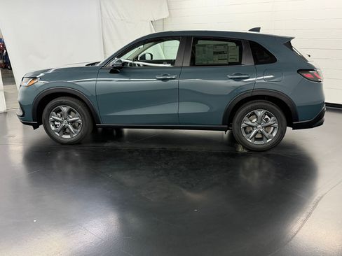 New 2027 Honda HR-V LX image 2