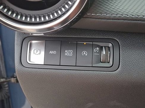 Used 2026 Chevrolet Equinox LT w/ Safety and Technology Package AWD/4WD image 13