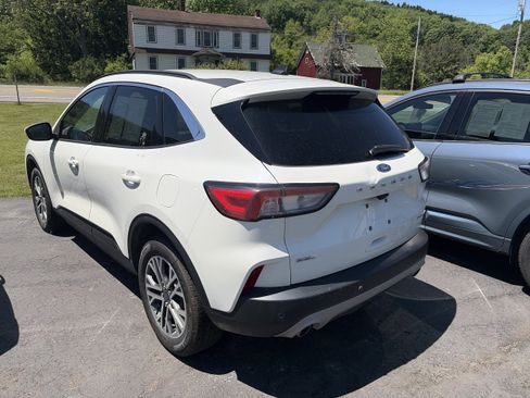 Used 2022 Ford Escape SEL AWD/4WD image 3