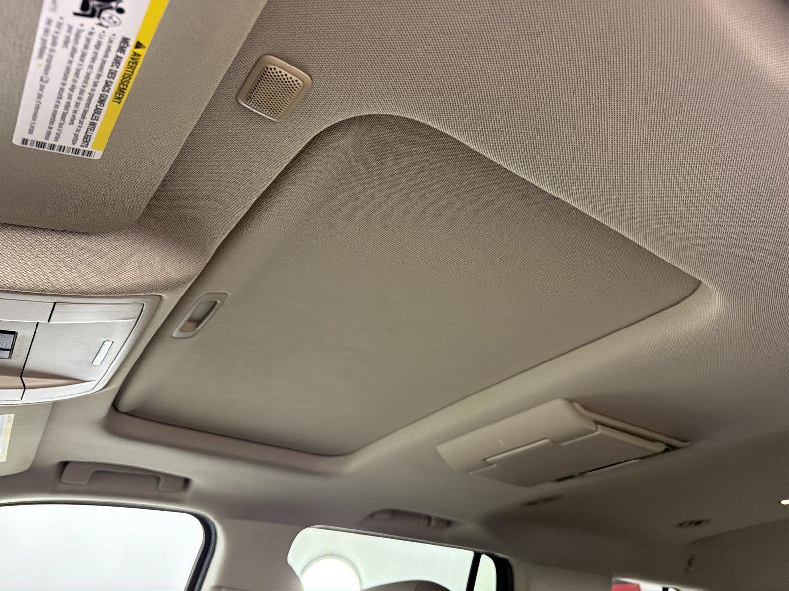 Used 2015 Chevrolet Tahoe LTZ RWD image 32