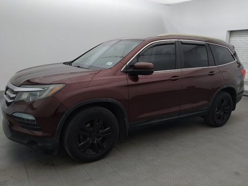 Used 2016 Honda Pilot EX image 2