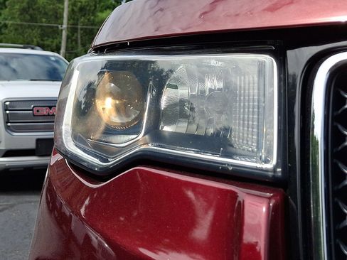 Certified 2017 Jeep Grand Cherokee Limited AWD/4WD image 9