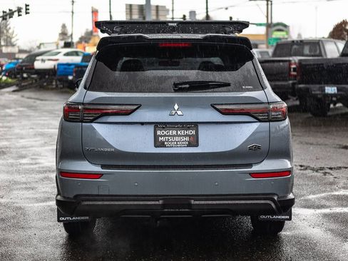 New 2026 Mitsubishi Outlander Trail Edition image 9