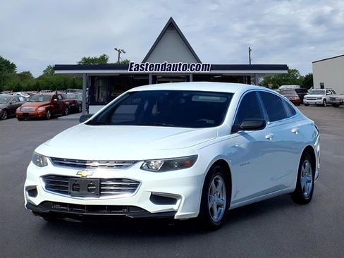 Used 2017 Chevrolet Malibu LS FWD image 1