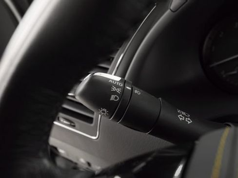 Used 2024 INFINITI QX80 Sensory AWD/4WD image 32