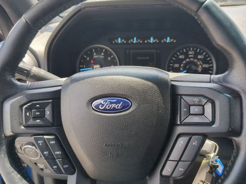 Used 2018 Ford F150 XLT w/ Equipment Group 302A Luxury AWD/4WD image 13