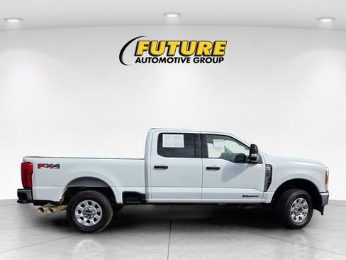 Certified 2024 Ford F250 XLT w/ FX4 Off-Road Package image 3