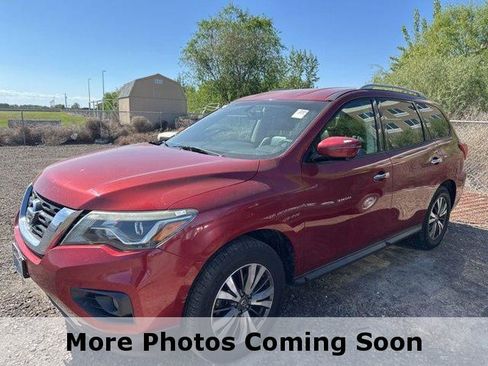 Used 2017 Nissan Pathfinder SL AWD/4WD image 1