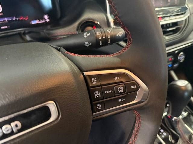 Certified 2025 Jeep Compass Trailhawk w/ Trailhawk Elite Group AWD/4WD image 49