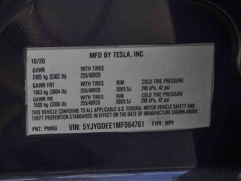 Used 2021 Tesla Model Y Long Range image 27