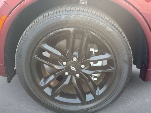 Used 2025 Dodge Durango R/T AWD/4WD image 9