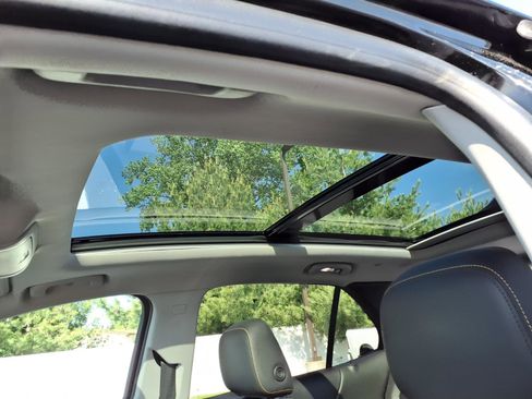 Used 2022 Chevrolet Equinox Premier image 22