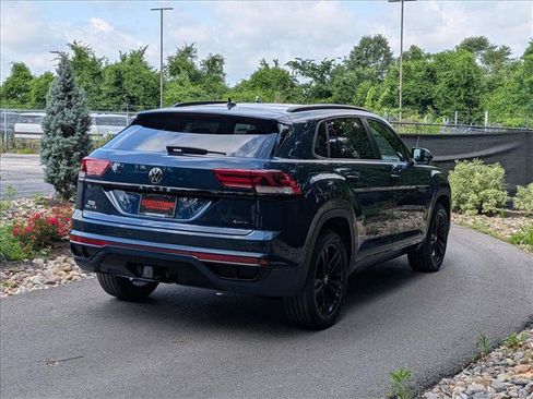 Certified 2023 Volkswagen Atlas Cross Sport SEL R-Line AWD/4WD image 5