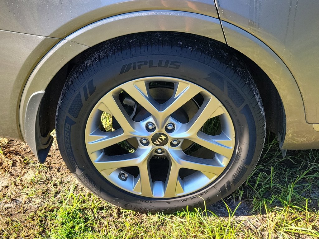 Used 2019 Kia Sorento SX FWD image 15