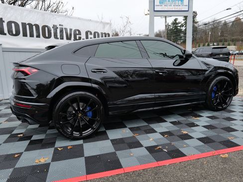 Used 2021 Lamborghini Urus image 68
