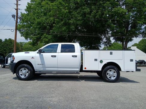 Used 2022 RAM 3500 Tradesman w/ Safety Group AWD/4WD image 1