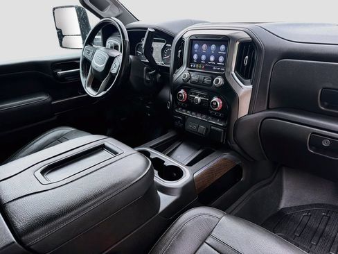 Used 2022 GMC Sierra 3500 Denali w/ Denali Ultimate Package AWD/4WD image 34