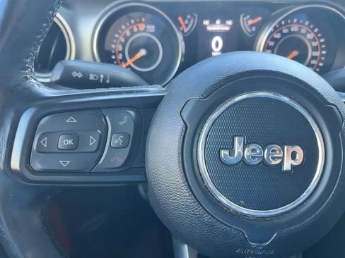 Used 2020 Jeep Wrangler Willys image 22