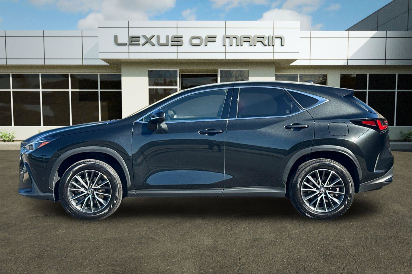 Used 2024 Lexus NX 350h AWD image 2