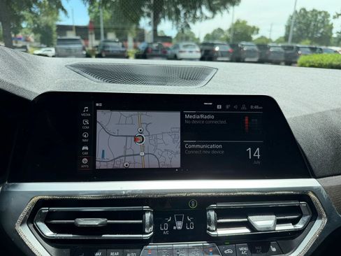 Used 2019 BMW 330i Sedan w/ Convenience Package RWD image 29