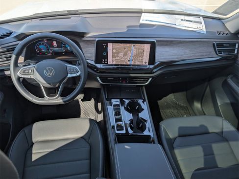 New 2025 Volkswagen Atlas SEL image 29