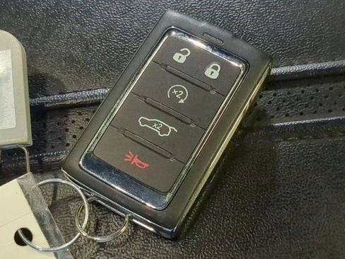 Used 2024 Jeep Wagoneer Launch Edition image 25