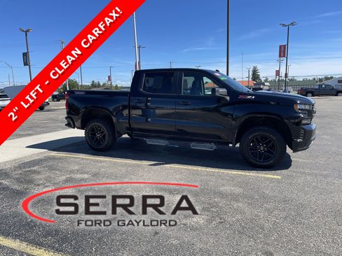 Used 2019 Chevrolet Silverado 1500 LT Trail Boss w/ Convenience Package AWD/4WD image 1