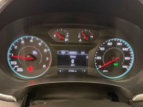 Used 2021 Chevrolet Malibu LT FWD image 22