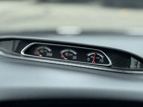 Used 2017 Ford Focus ST w/ Equipment Group 402A image 16