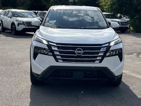 New 2026 Nissan Rogue SV AWD/4WD image 2