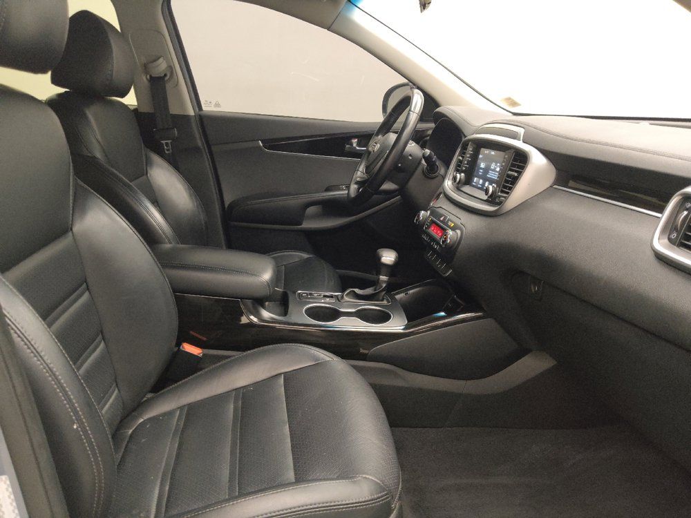 Used 2020 Kia Sorento EX AWD/4WD image 21