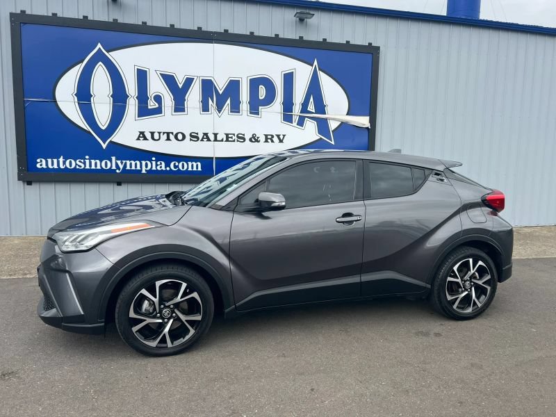 Used 2021 Toyota C-HR XLE FWD image 1