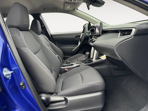 Certified 2025 Toyota Corolla Cross LE FWD image 15