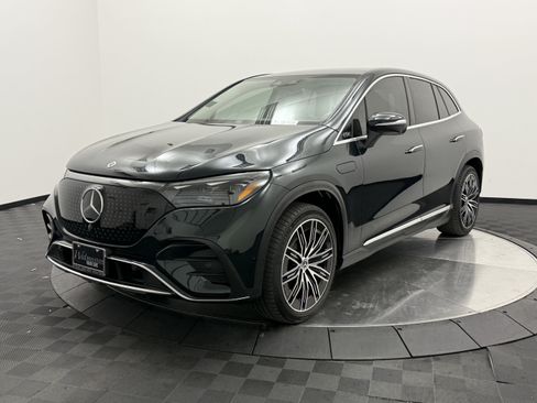 Used 2023 Mercedes-Benz EQE 500 4MATIC SUV image 3