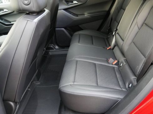 New 2026 Chevrolet Equinox LT image 25