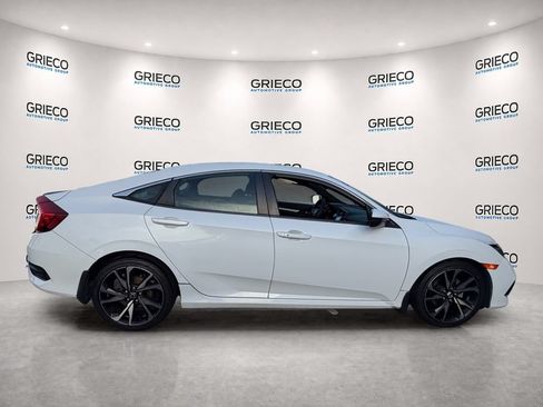 Used 2019 Honda Civic Sport image 8