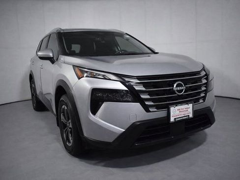 Certified 2024 Nissan Rogue SV w/ SV Premium Package image 3