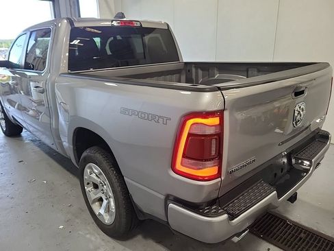 Used 2022 RAM 1500 Big Horn AWD/4WD image 4