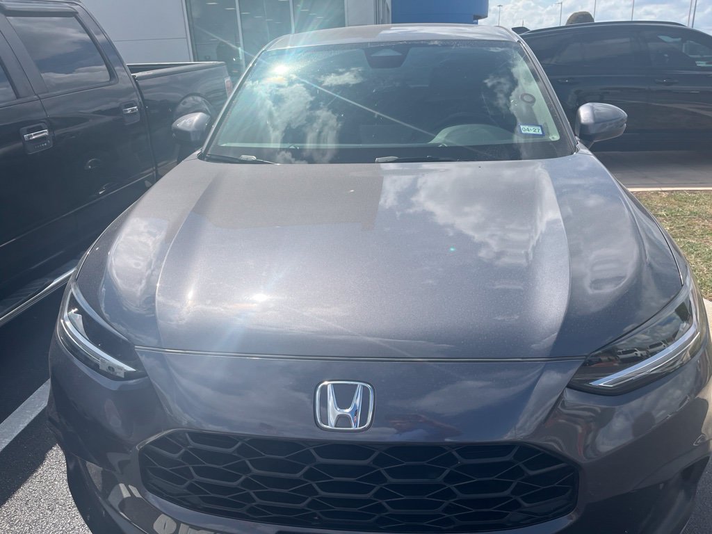 Used 2025 Honda HR-V LX image 2
