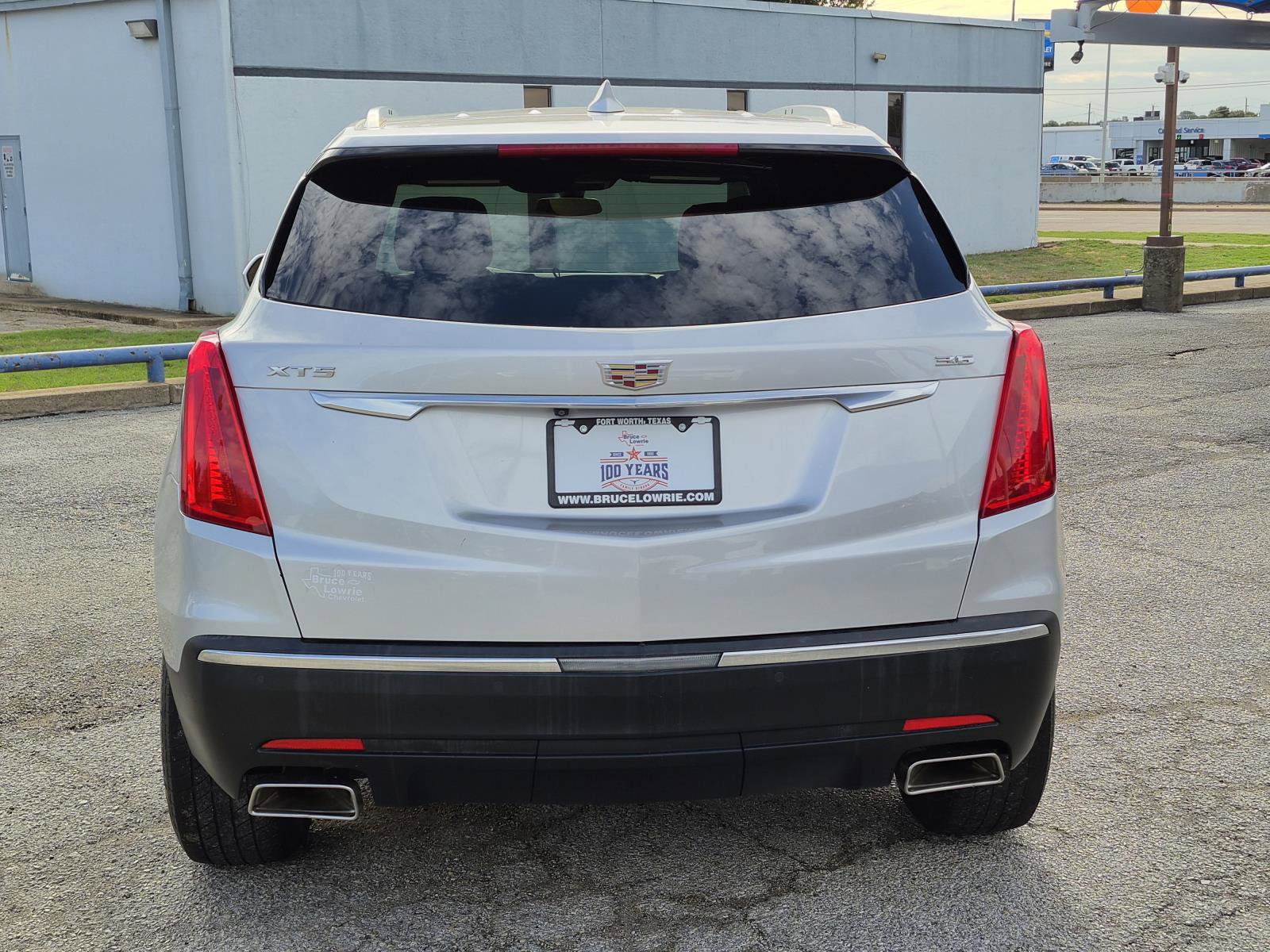 Used 2019 Cadillac XT5 FWD image 5