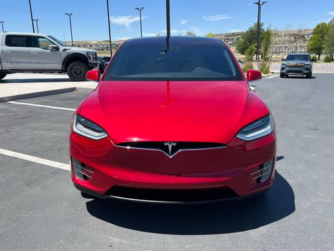 Used 2020 Tesla Model X Performance AWD/4WD image 3