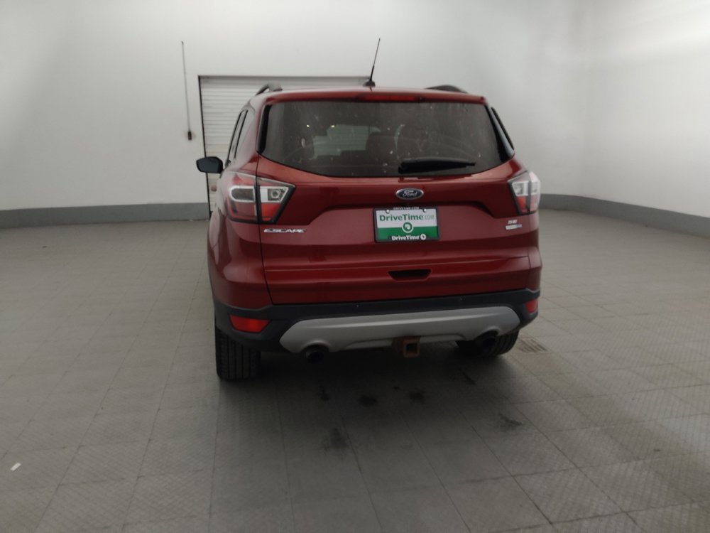 Used 2017 Ford Escape SE w/ SE Leather Comfort Package AWD/4WD image 6