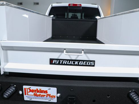 Used 2022 RAM 2500 Tradesman AWD/4WD image 8