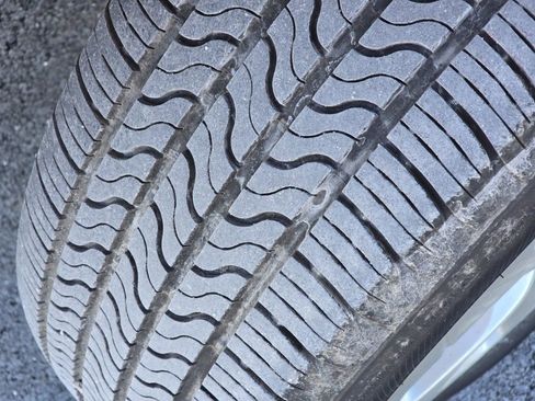 Used 2021 Toyota RAV4 LE image 29