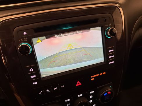 Used 2016 Buick Enclave Leather image 23