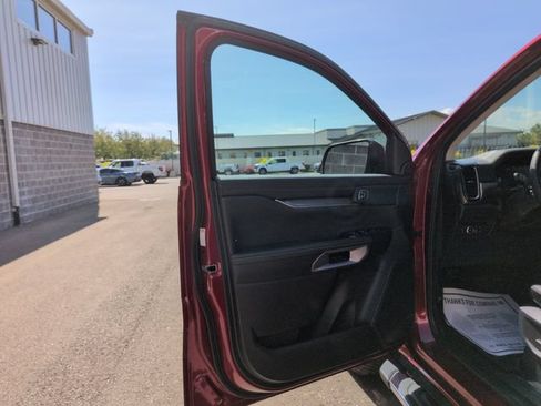 Used 2025 Ford Ranger Lariat w/ FX4 Off-Road Package AWD/4WD image 10